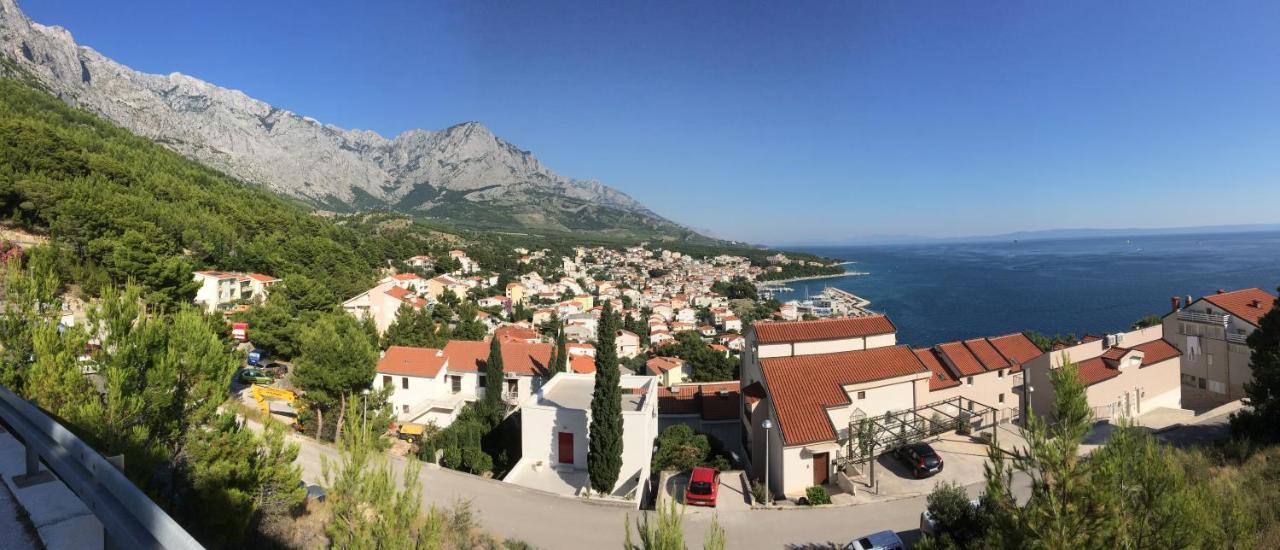 Pansion Knezovic Ξενοδοχείο Baška Voda Εξωτερικό φωτογραφία